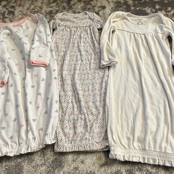 Circo & Carter’s Infant Sleep Gowns 0-3 Months - Picture 1 of 16